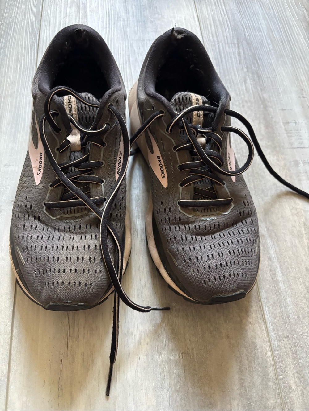Brooks Women’s Black Running Shoes with Pink Midsole Accent - Picture 3 of 5